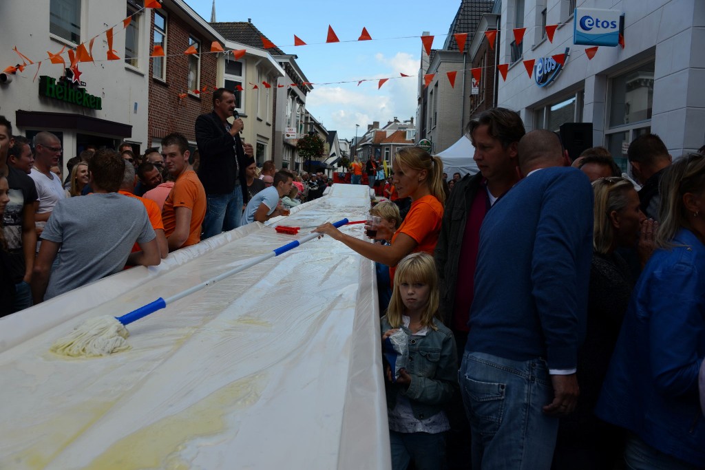 ../Images/Donderdag kermis 062.jpg